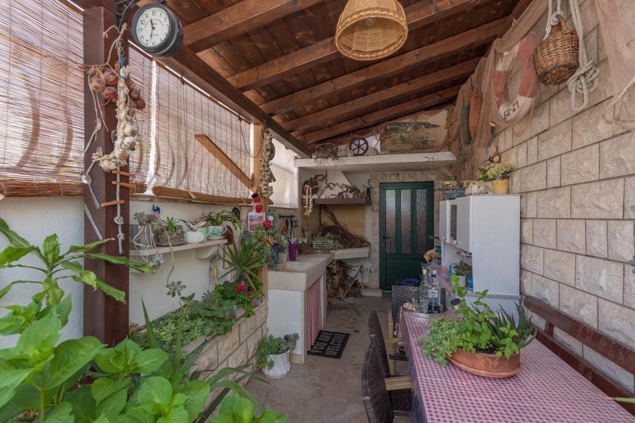 Apartmani Antunovic ポドゥゴラ エクステリア 写真